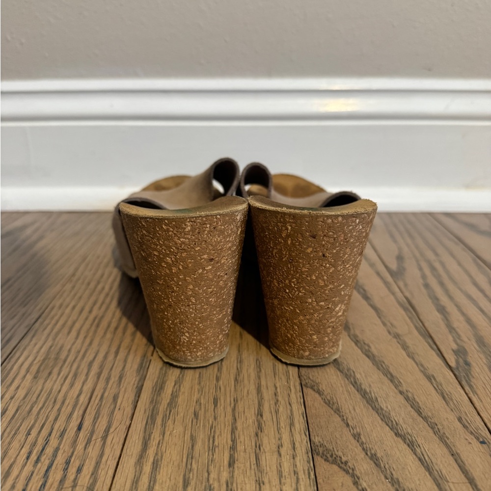 Wedges - Picture 5 of 7